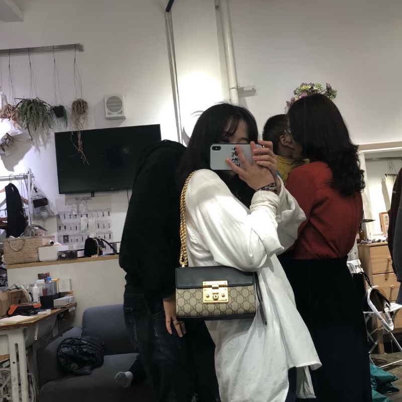 GUCCI 拼色金扣Padlock系列月光寶盒鏈條包20*13*8 98新配件塵袋-0