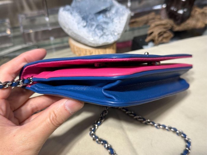 CHANEL 寶藍色 桃紅 銀扣 黛妃款 斜背包 側背包 WOC  🛫秒殺價 92新 超美 有防塵套 雷標 查碼  #快搶-5