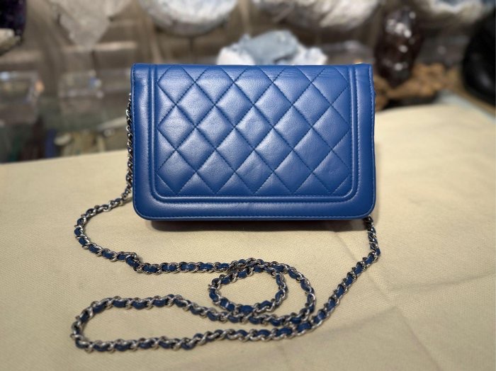 CHANEL 寶藍色 桃紅 銀扣 黛妃款 斜背包 側背包 WOC  🛫秒殺價 92新 超美 有防塵套 雷標 查碼  #快搶-7