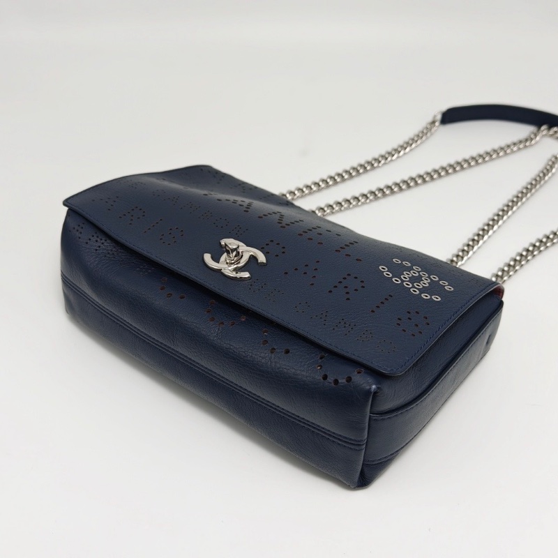 CHANEL 限定藍銀鏤空CF肩背斜背鏈條包22*16*8 98新配件盒子購證塵袋-5