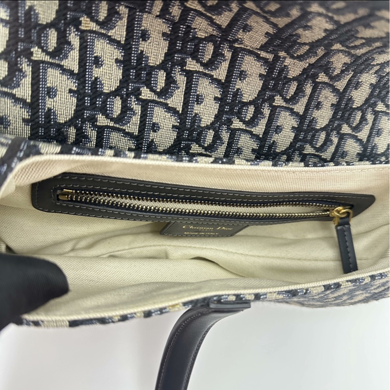 【95%新 Dior馬鞍包✨ 全網最低價！】 中號-9