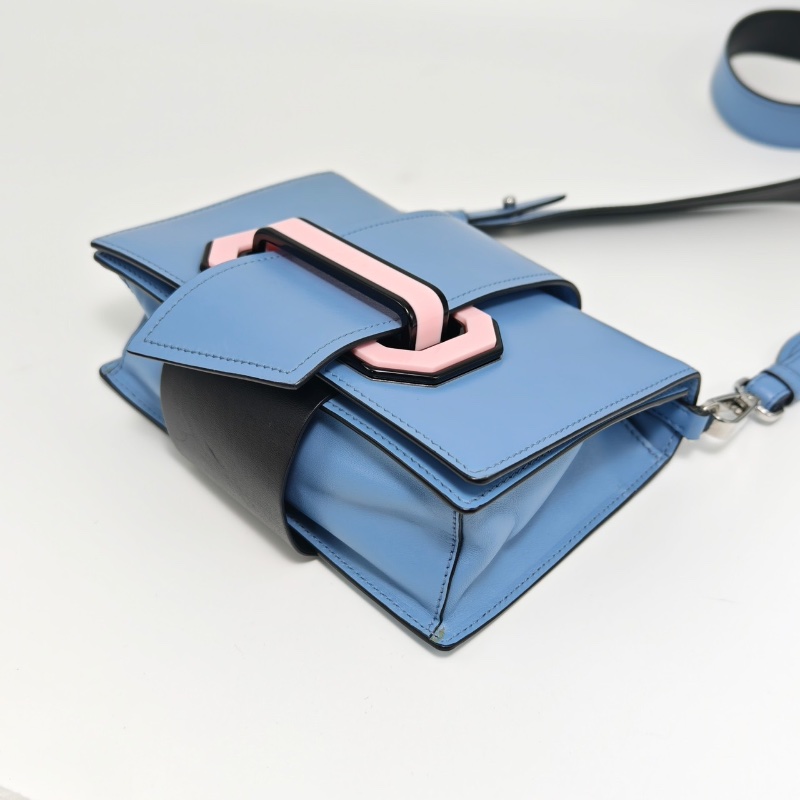 PRADA Ribbon 系列   牛皮肩背斜背舌頭包20*14*6 98新配件塵袋-3