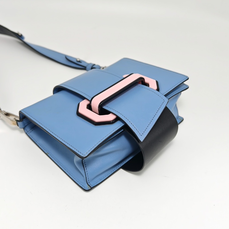 PRADA Ribbon 系列   牛皮肩背斜背舌頭包20*14*6 98新配件塵袋-5