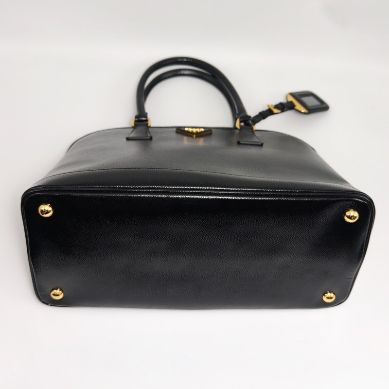 PRADA黑金十字紋手提肩背斜背貝殼包33*25*16 99新配件塵袋-4