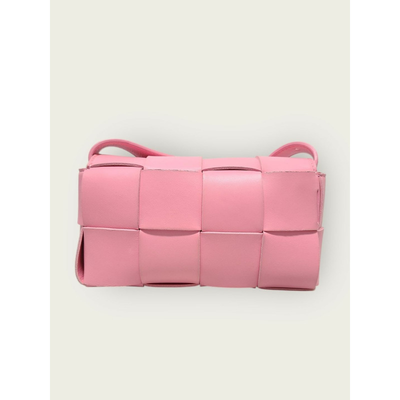 【包稅】BOTTEGA VENETA 粉紅絲帶小卡帶腰包-4