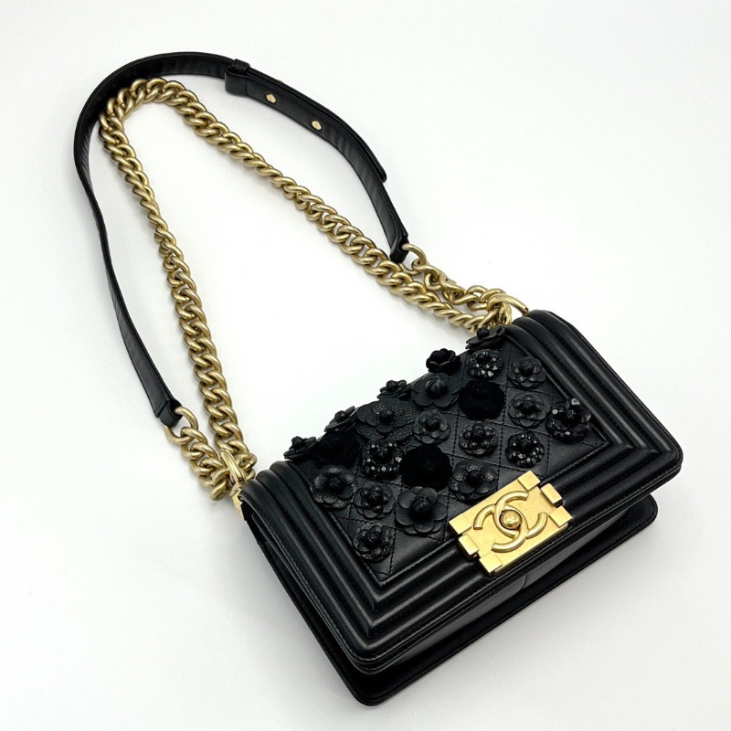 CHANEL 黑金限量 山茶花Leboy小號肩背斜背包20*12*8 98新配件塵袋保卡-5