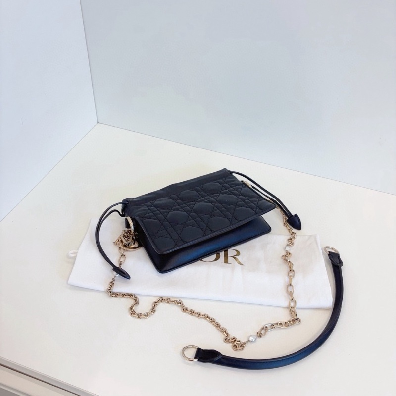 Dior 黑金Milly小福袋鏈條包 19*14  99新配件塵袋-4