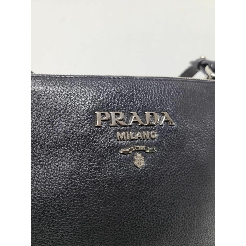 【包稅】PRADA 黑色 Vitello Phoenix 銀色 Logo 斜背包-1