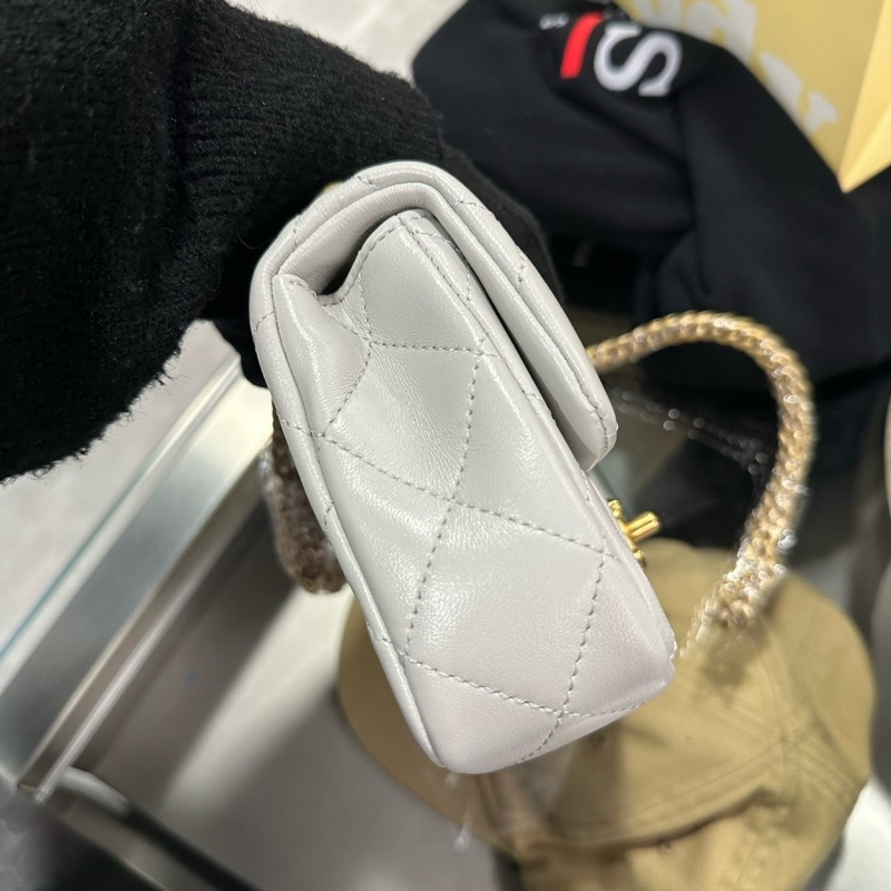 Chanel 25C Mini Coco 淺灰色 愛心金扣 方胖子-7