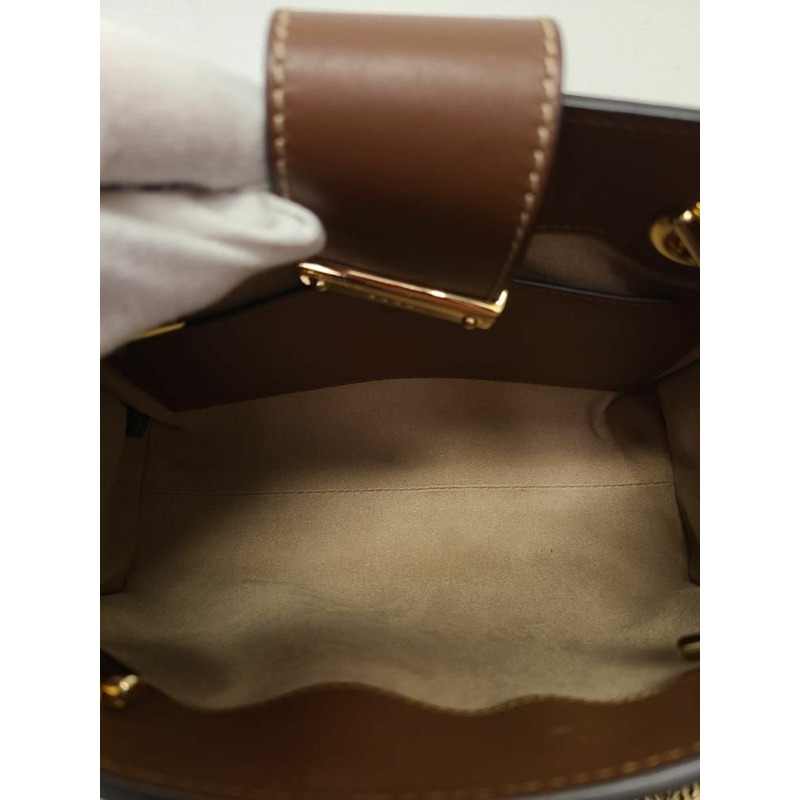 【包稅】GUCCI GG Supreme棕色掛鎖鏈單肩包-4