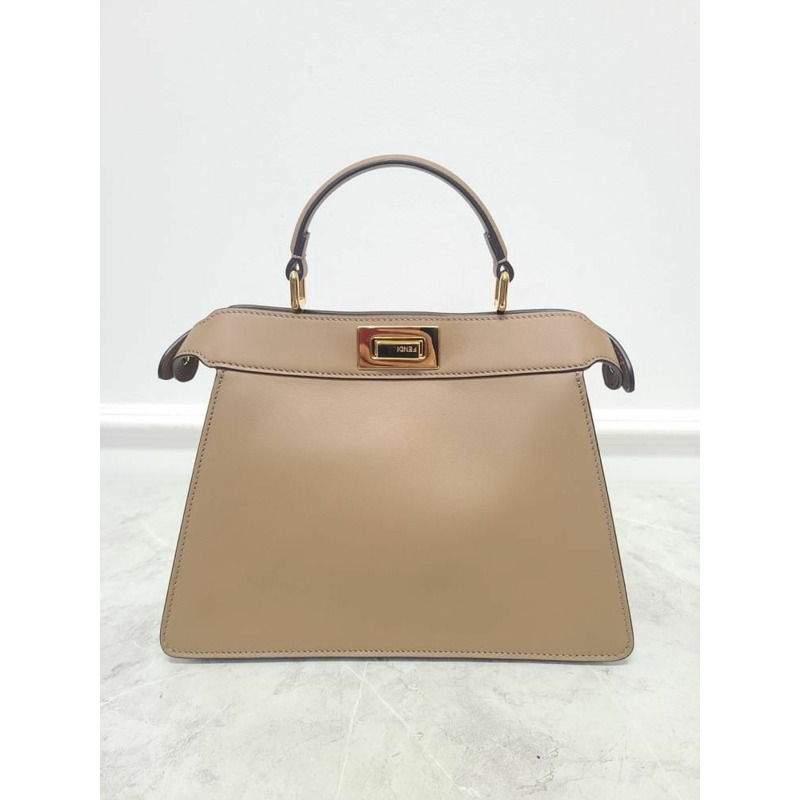 【包稅】FENDI Peekaboo 2023款小號菸草色單肩包-1
