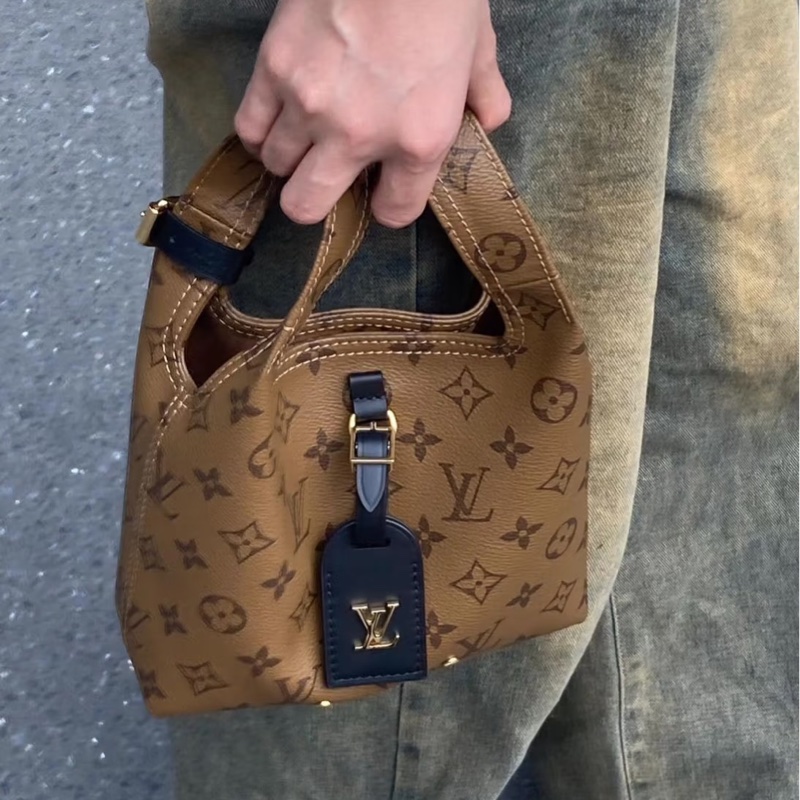 率性日常款🤩99新🈶購證💫Lv路易威登老花AtlantisBB菜籃子手提包-8