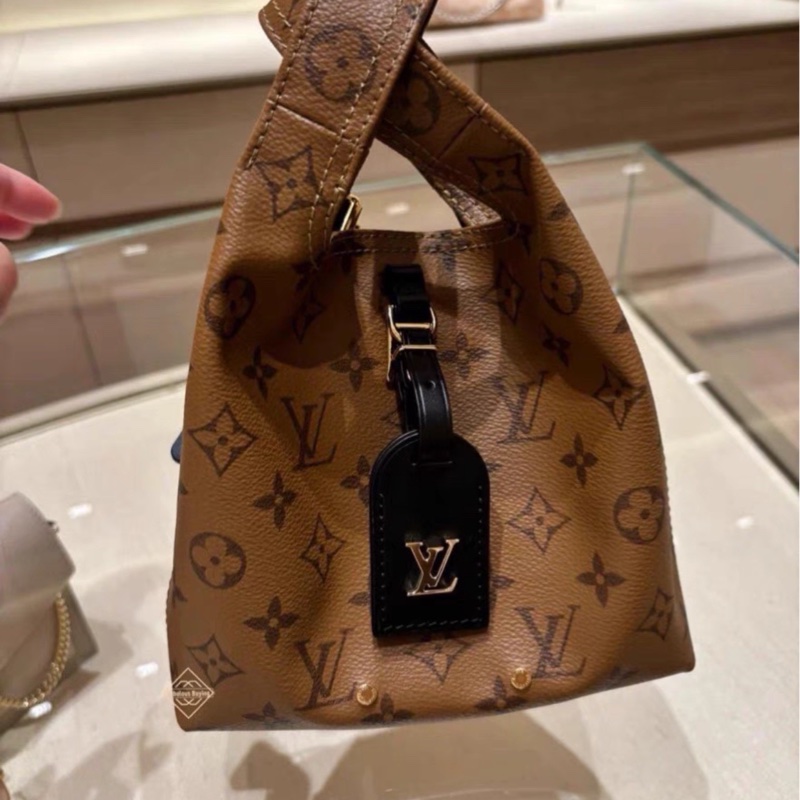 率性日常款🤩99新🈶購證💫Lv路易威登老花AtlantisBB菜籃子手提包-13