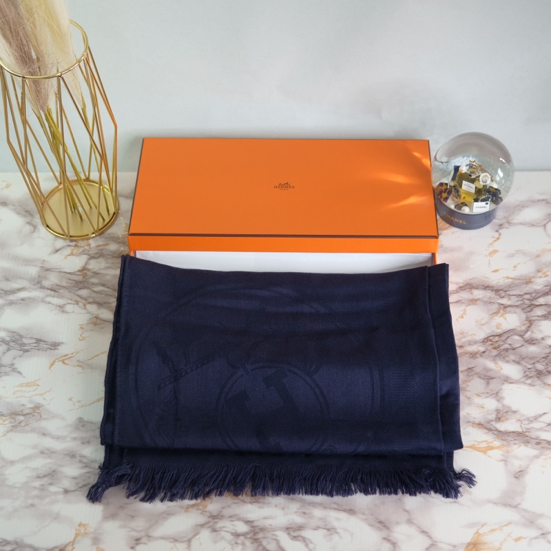 購證全配 Hermes Libris 深藍色羊毛圍巾-0