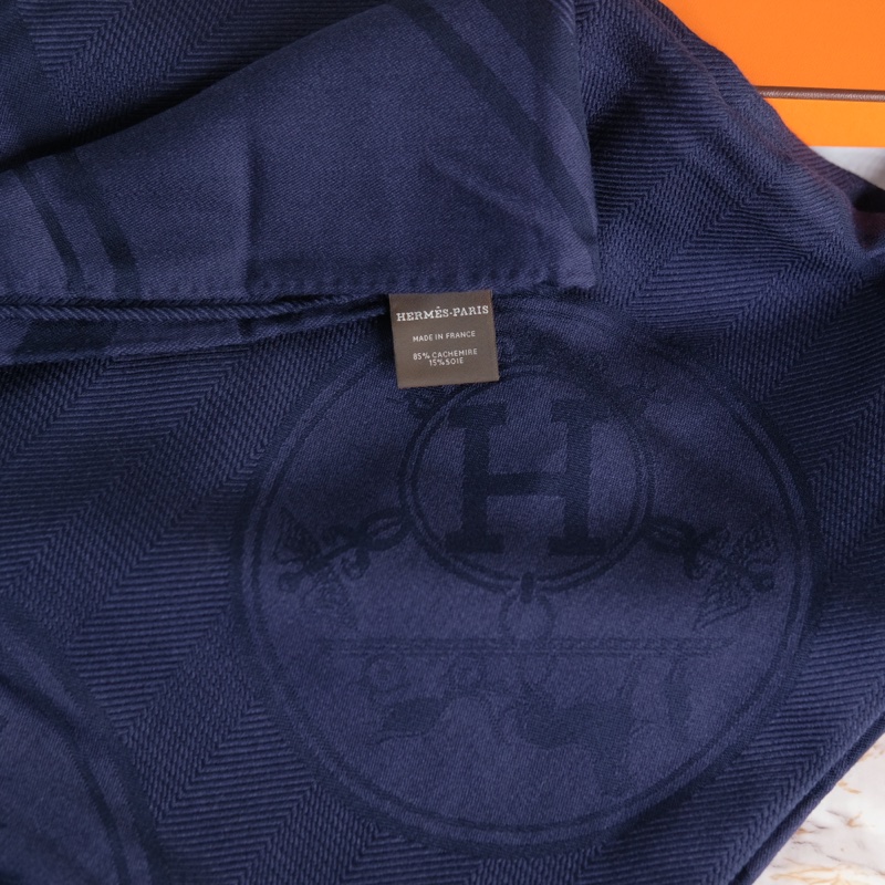 購證全配 Hermes Libris 深藍色羊毛圍巾-8