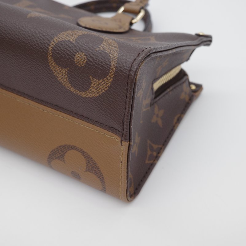 【CP 精選🌟小編推薦】Louis Vuitton 路易威登 On The Go East West Reverse 塗層帆布 雙色手提包 附零錢包 背帶 肩背包｜專櫃 11 萬-10