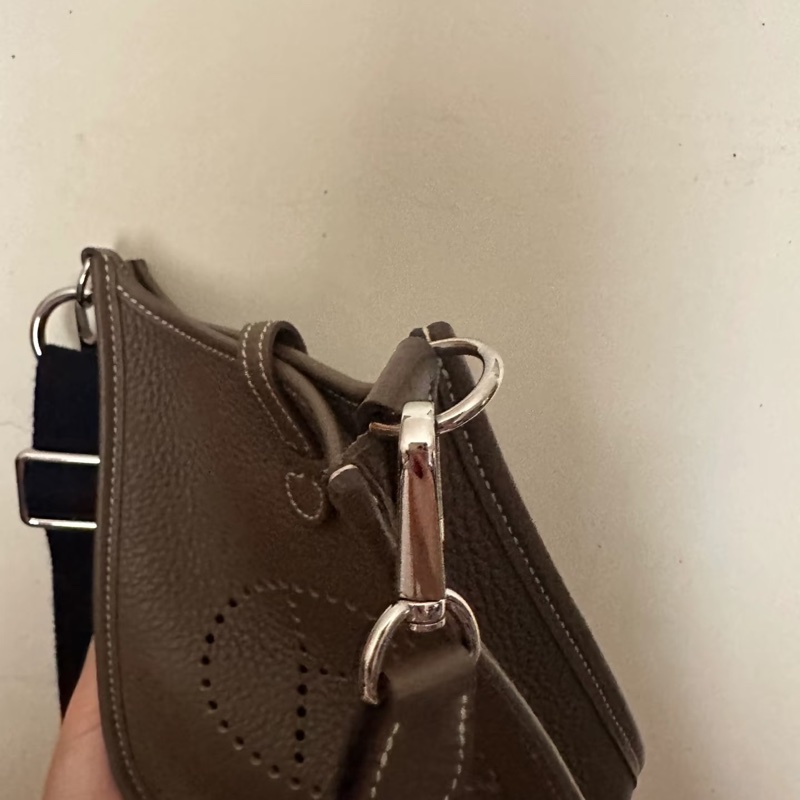 hermes mini evelyne 大象灰銀扣-5