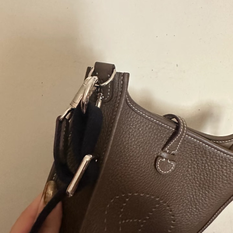 hermes mini evelyne 大象灰銀扣-6