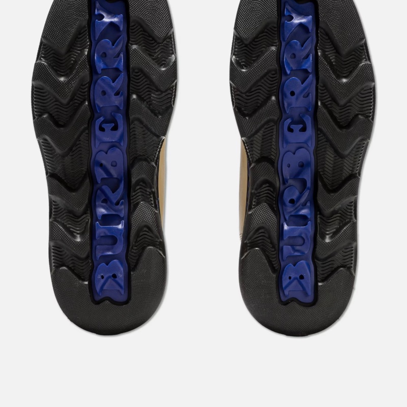 Burberry 切爾西靴👢、38.5號-9