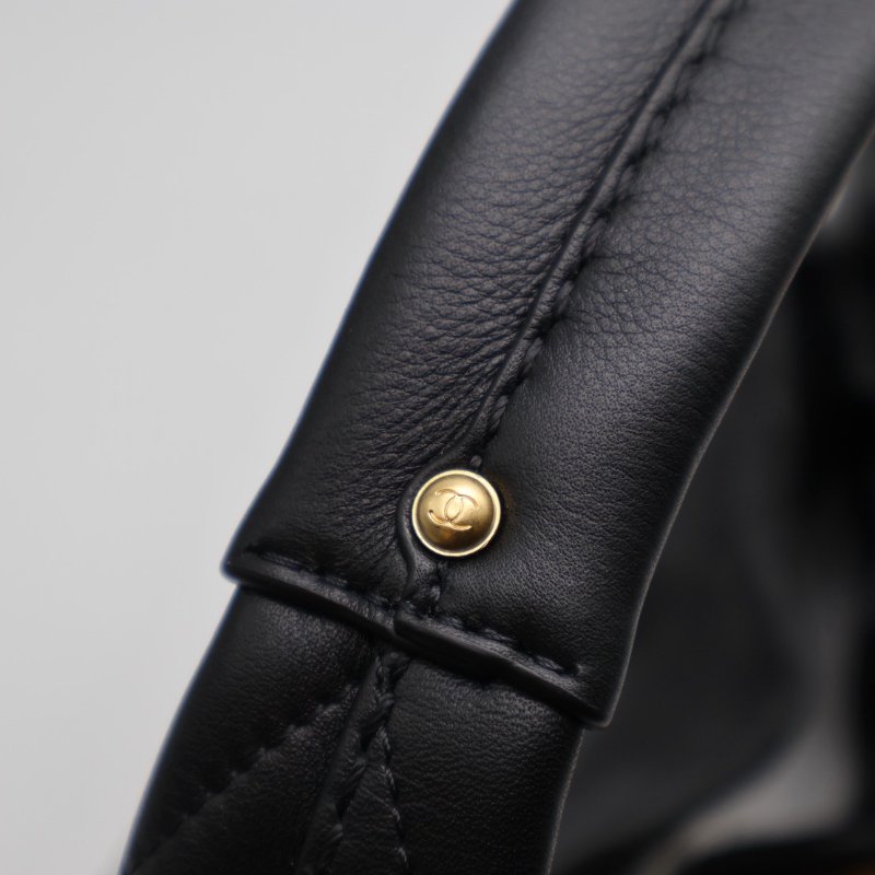 CHANEL 26C牛皮單肩嬉皮Hobo - 中號黑金-4