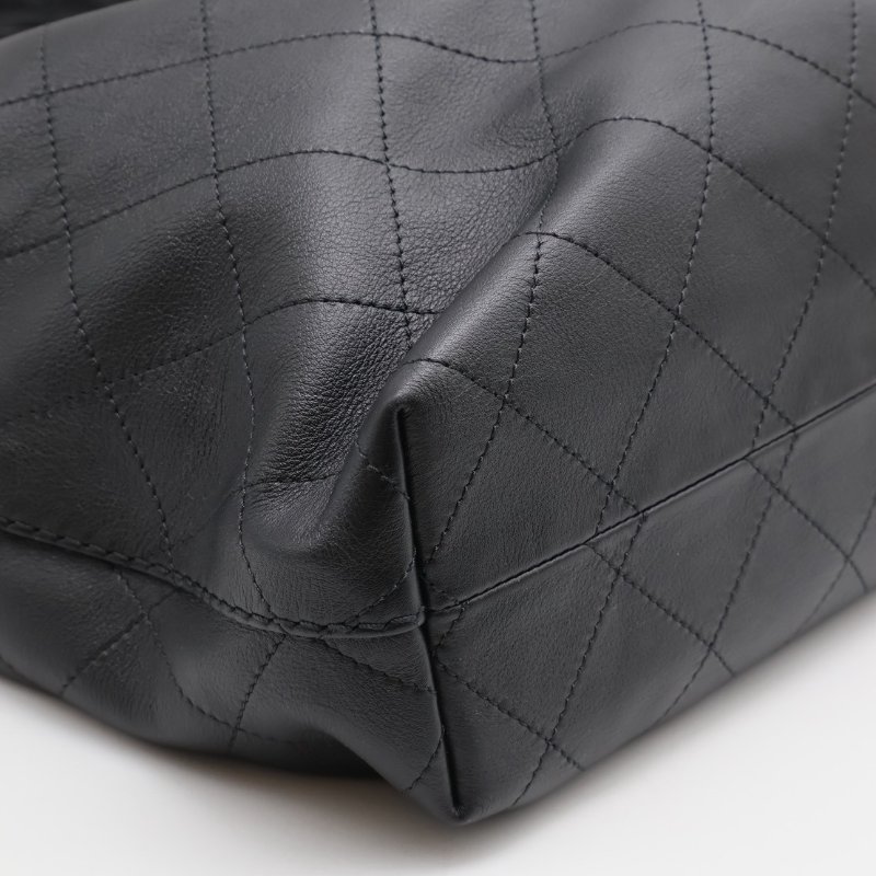 CHANEL 26C牛皮單肩嬉皮Hobo - 中號黑金-8