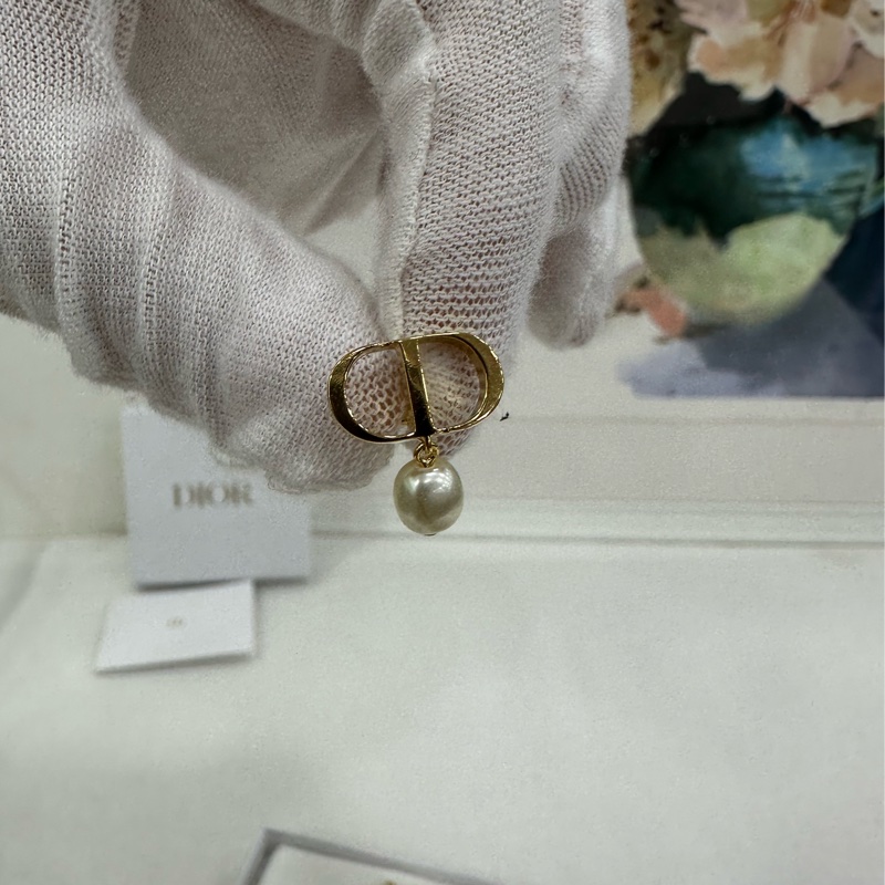 Dior CD珍珠小耳環-3