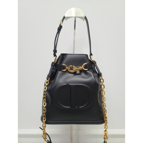 【包稅】DIOR 黑色CD壓花皮革中型水桶包