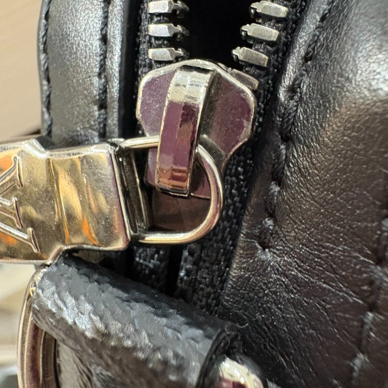 LV Trio 郵差包-18