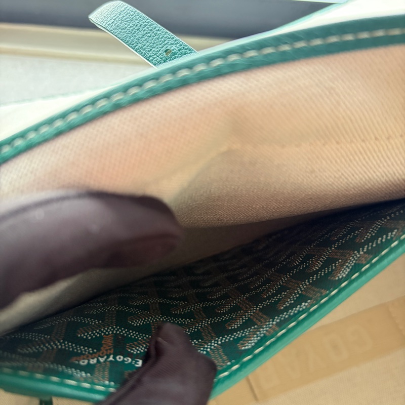 Goyard綠色郵差包-16