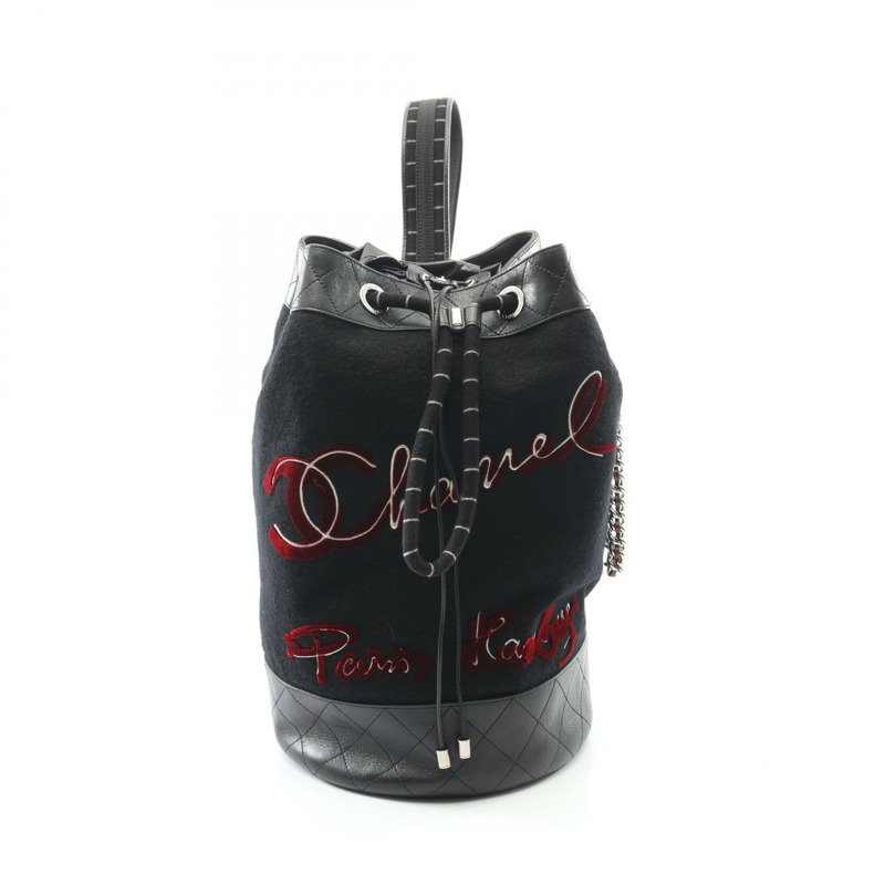 香奈兒刺繡抽繩肩背包 A57540 羊毛皮 黑色 SHW 二手 CC-0