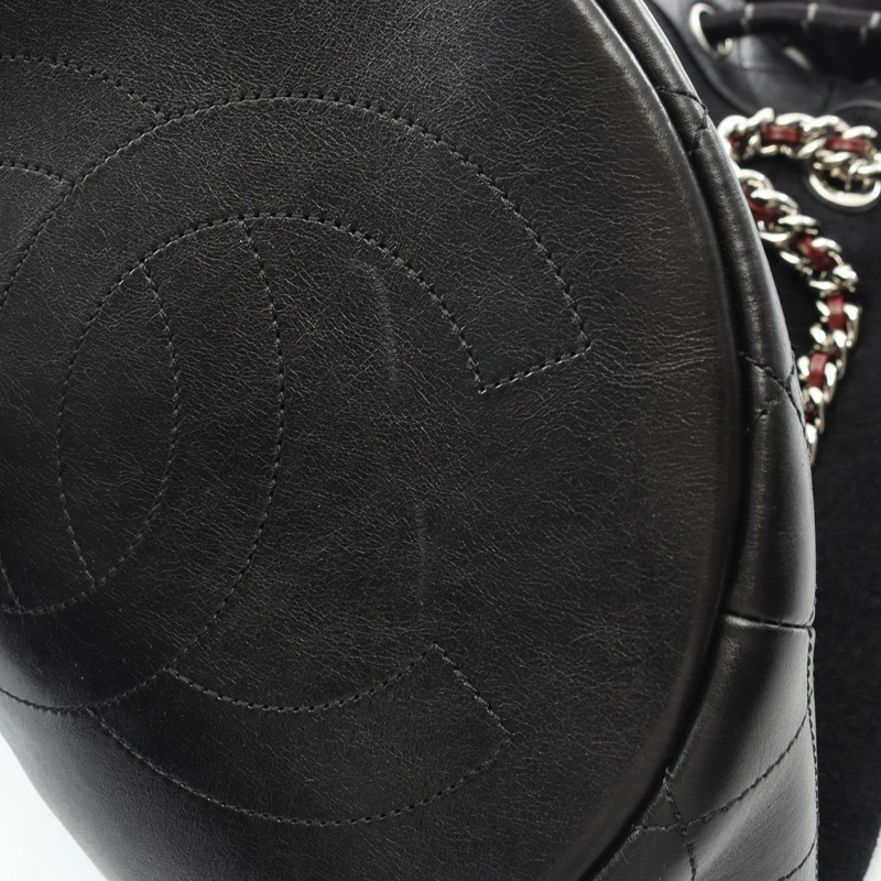 香奈兒刺繡抽繩肩背包 A57540 羊毛皮 黑色 SHW 二手 CC-6