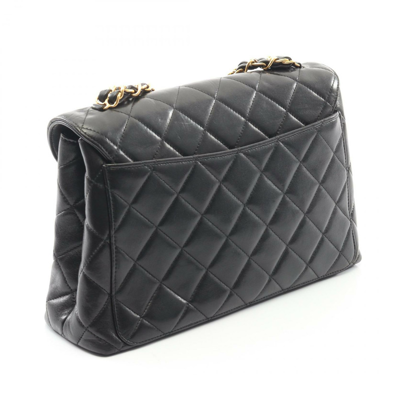 香奈兒 (CHANEL) 絎縫鏈條肩背斜背包，羊皮材質，黑色，金色五金，二手 CC-1
