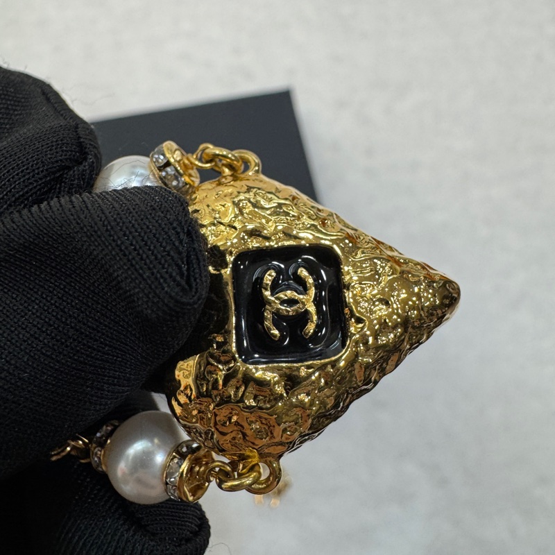 香奈兒黑金熔岩choker Chanel 23K金色復古愛心琺瑯熔岩珍珠項鍊-6