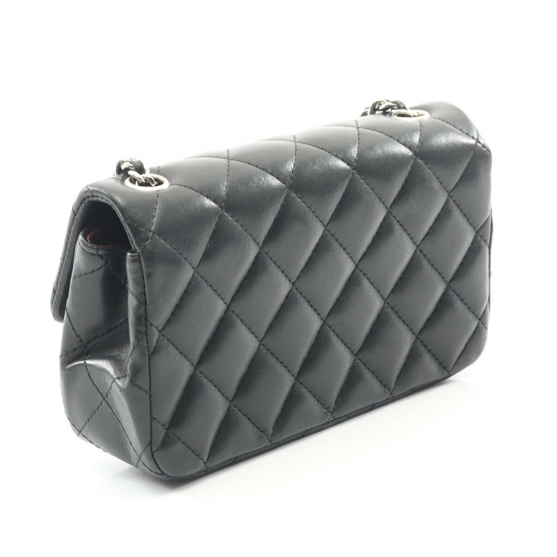 香奈兒迷你絎縫鏈條斜背包 A65050 羊皮黑色-1