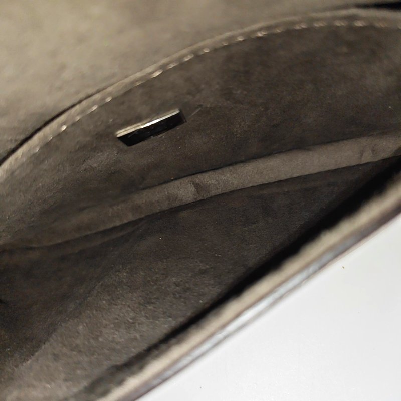 FENDI粉色牛皮斜挎包單肩包銀色玫瑰金五金可拆卸肩帶配件齊全-6