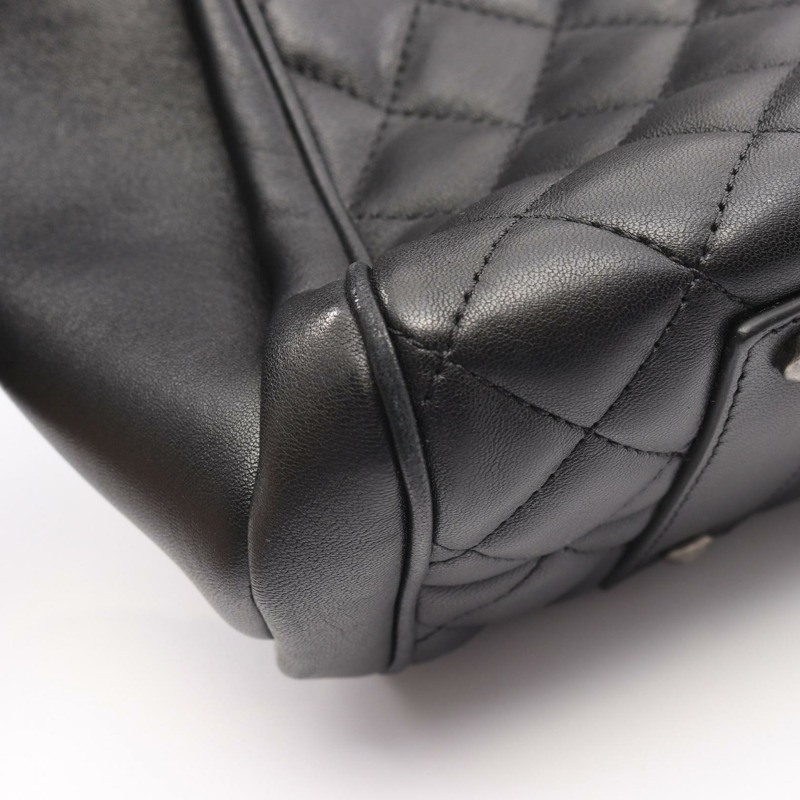 香奈兒 (CHANEL) 絎縫鏈條肩背包，羊皮材質，黑色，二手，女士 Coco CC 標誌-10