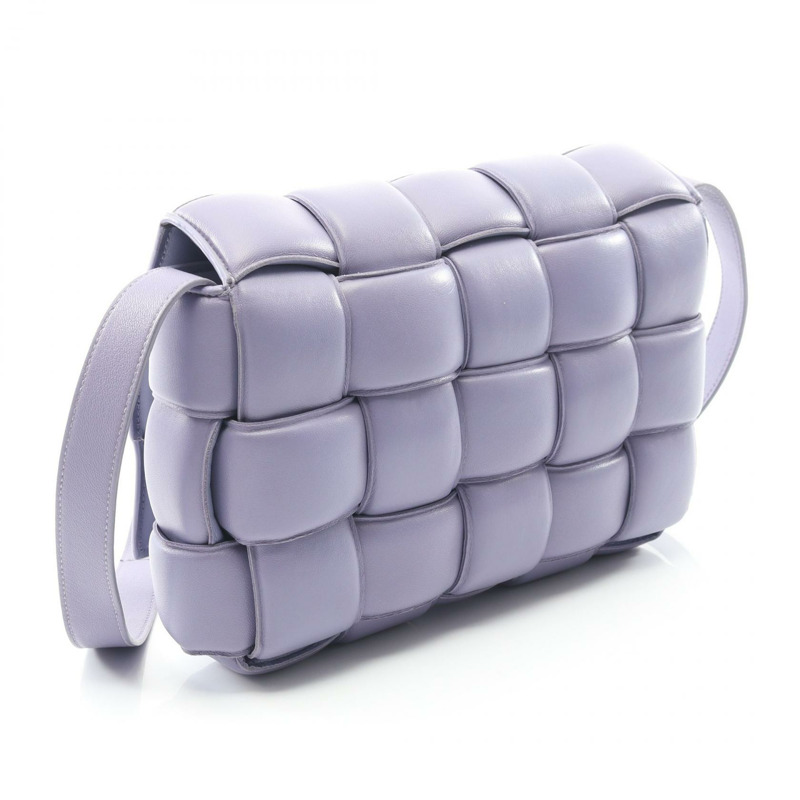 BOTTEGA VENETA 帶襯墊 Cassette Intrecciato 單肩斜背包 皮革 紫色-1