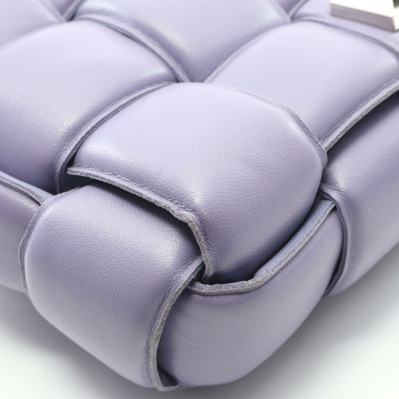 BOTTEGA VENETA 帶襯墊 Cassette Intrecciato 單肩斜背包 皮革 紫色-5