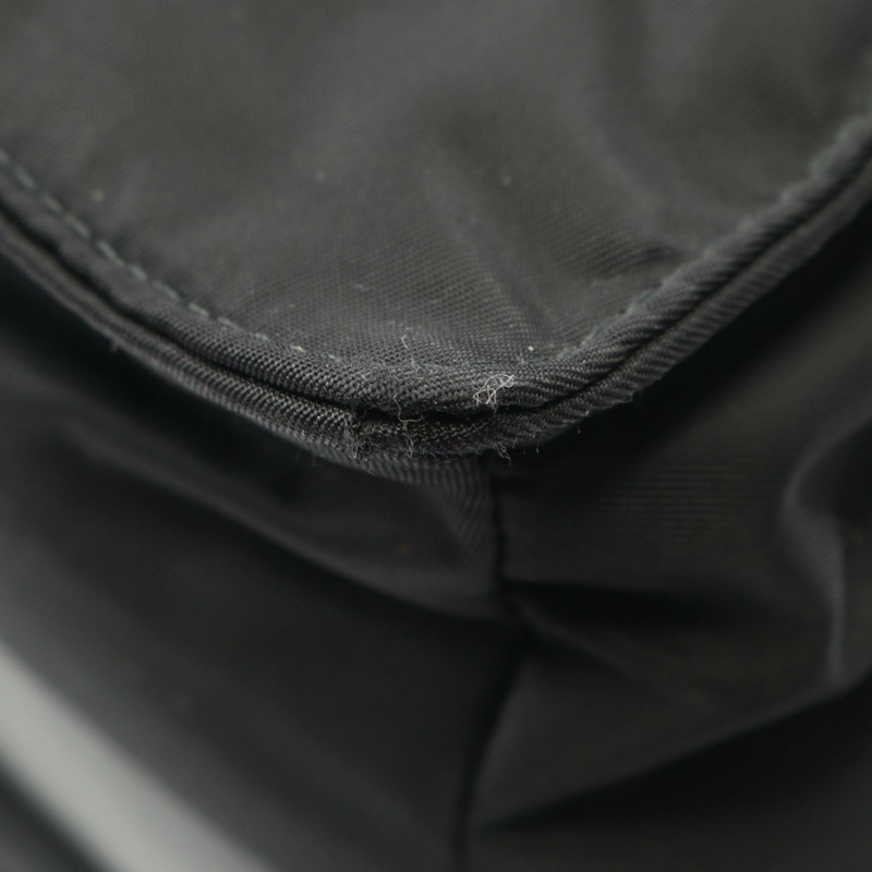 PRADA 中型加墊尼龍斜背單肩包 1BD255 黑色尼龍皮革-4