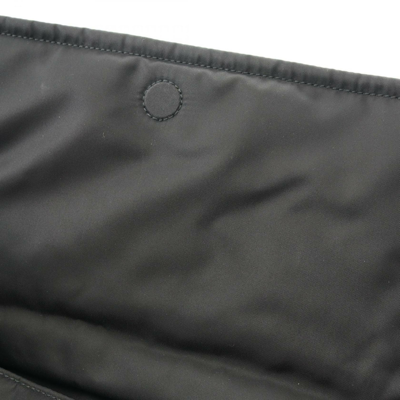 PRADA 中型加墊尼龍斜背單肩包 1BD255 黑色尼龍皮革-6