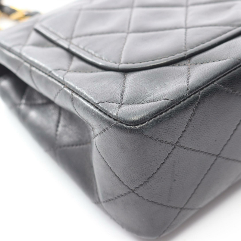 香奈兒迷你絎縫鏈條斜挎包，羊皮材質，黑色，二手，女士款，金色五金-12