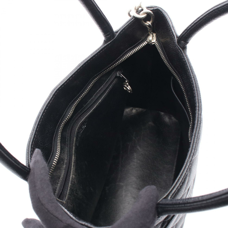 香奈兒 (CHANEL) Medallion 手提包，黑色粒面小牛皮，二手女士 SHW CC Coco-2