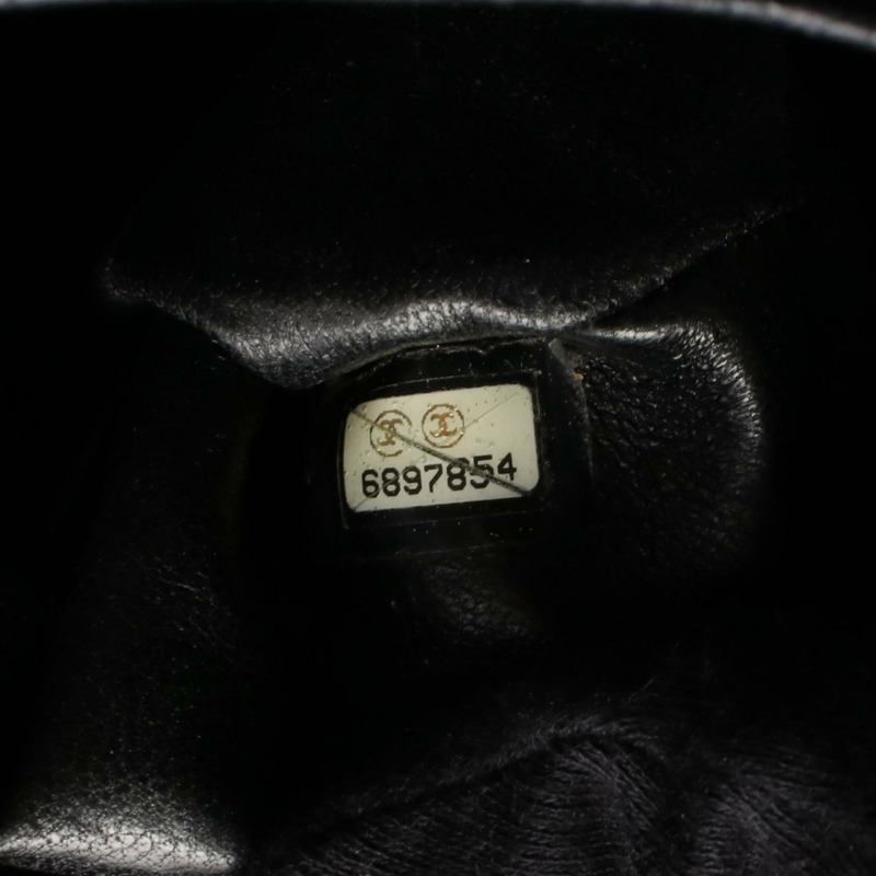 香奈兒 (CHANEL) Medallion 手提包，黑色粒面小牛皮，二手女士 SHW CC Coco-4
