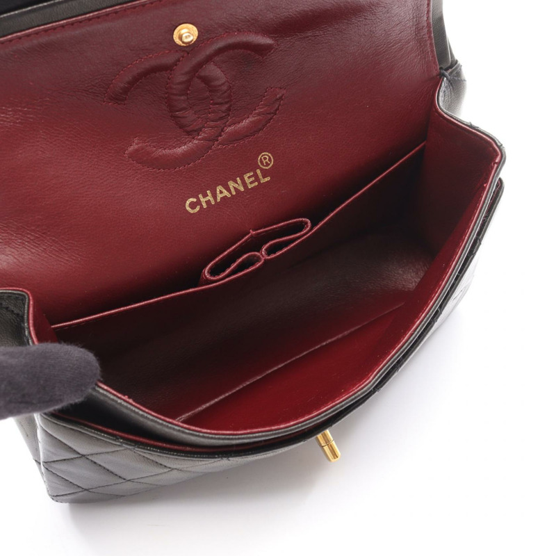 香奈兒 (CHANEL) Matelasse W 翻蓋鏈條單肩背包，羊皮材質，黑色，二手，金色五金-2