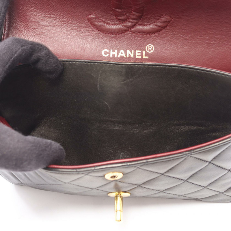 香奈兒 (CHANEL) Matelasse W 翻蓋鏈條單肩背包，羊皮材質，黑色，二手，金色五金-5