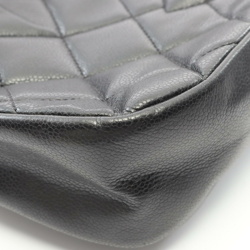 香奈兒 (CHANEL) 絎縫鏈條肩背托特包，粒面小牛皮，黑色，二手，金色五金-6