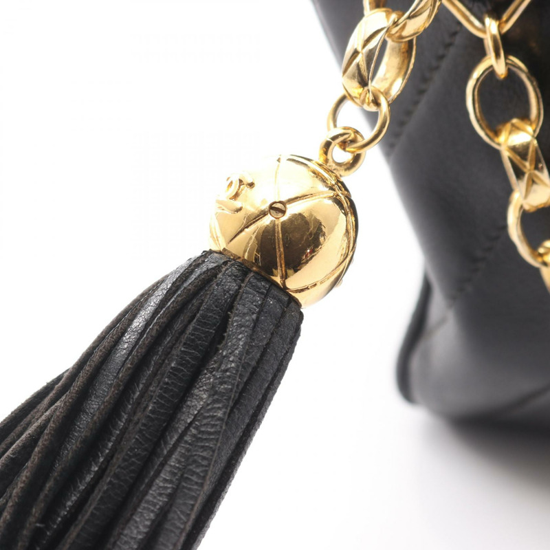 香奈兒 COCO 標誌斜紋縫線鏈條斜挎單肩包流蘇羊皮黑色金色五金-12