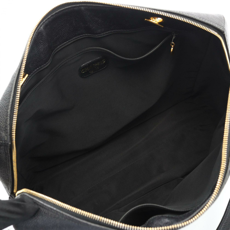 香奈兒 COCO 標誌鏈單背包，粒面小牛皮，黑色，金色五金，二手 CC-2