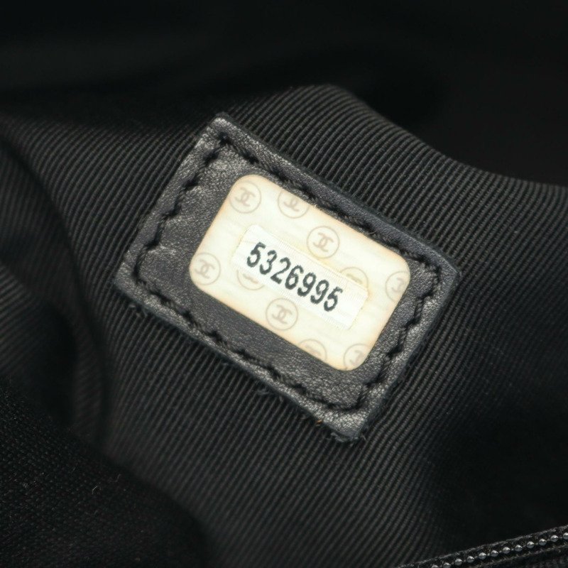 香奈兒 COCO 標誌鏈單背包，粒面小牛皮，黑色，金色五金，二手 CC-4