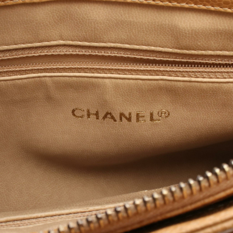 香奈兒 COCO 標誌手提單肩包，棕色粒面小牛皮，金色五金，二手 CC-3